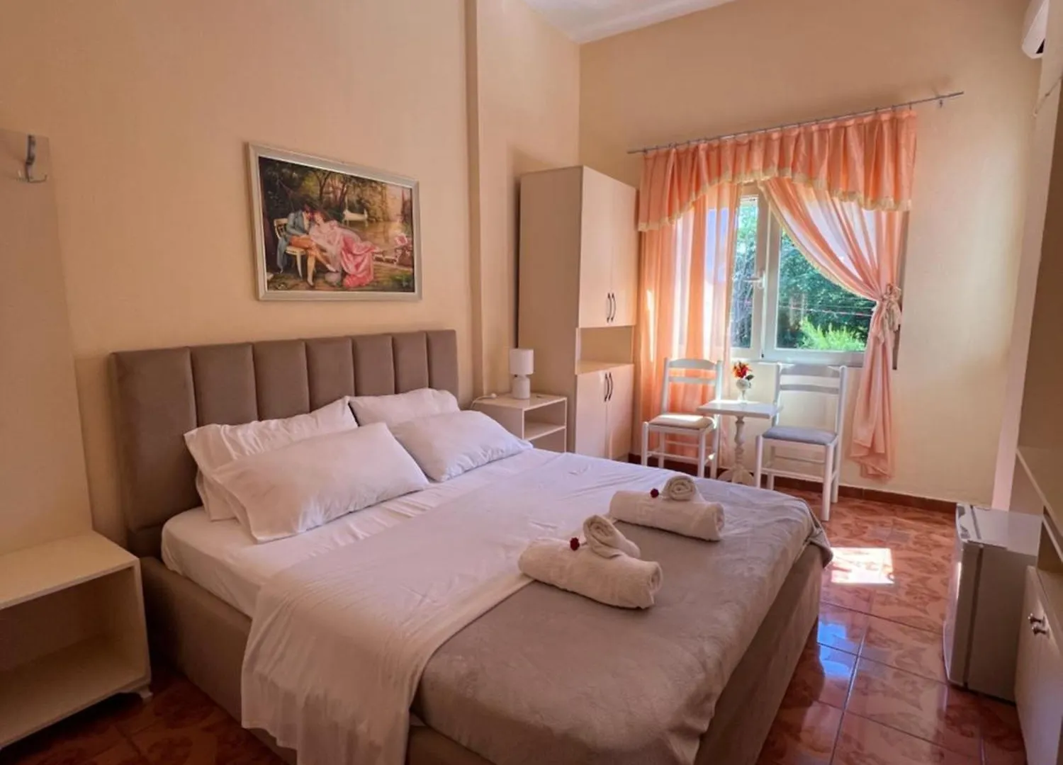 Hotel Vila 3 Rooms Durres Albania